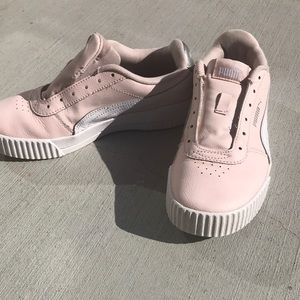 Kid 5c size shoe puma pink and white platform